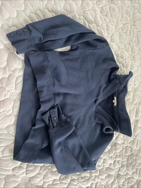 South Moon Under Navy Blue V-Neck Sweater
